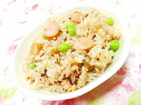 炊飯器de❤Bコンソメとウィンナーの雑穀米ピラフ❤